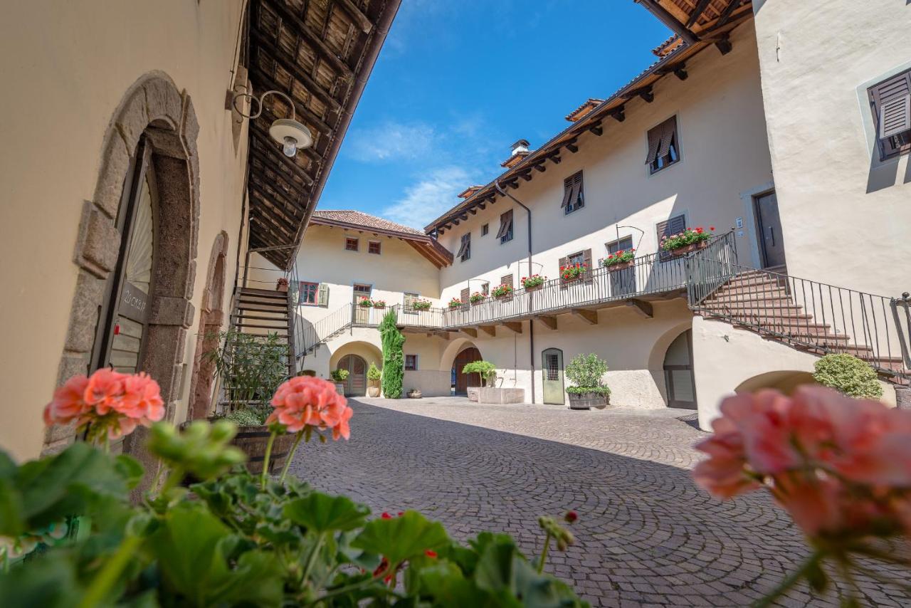Glögglhof Apartman Appiano Sulla Strada Del Vino Kültér fotó